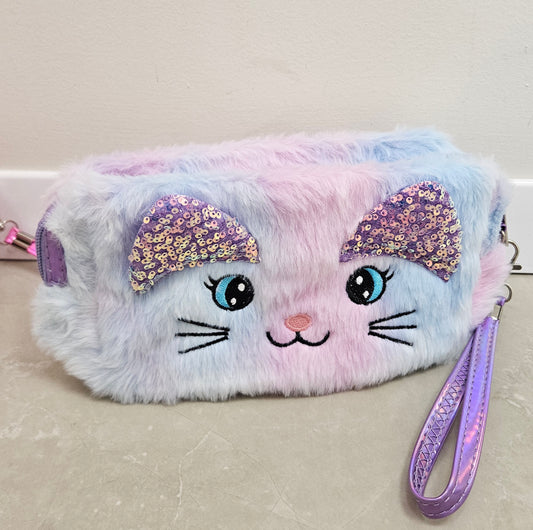 مَقالم قطط ملونة